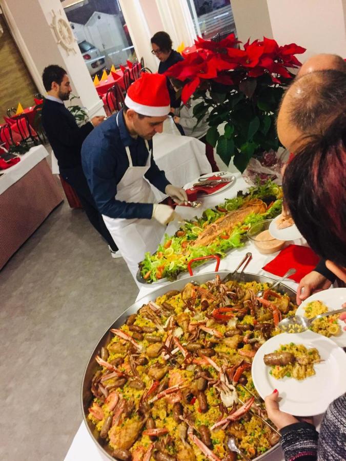 女士酒店 里米尼 外观 照片